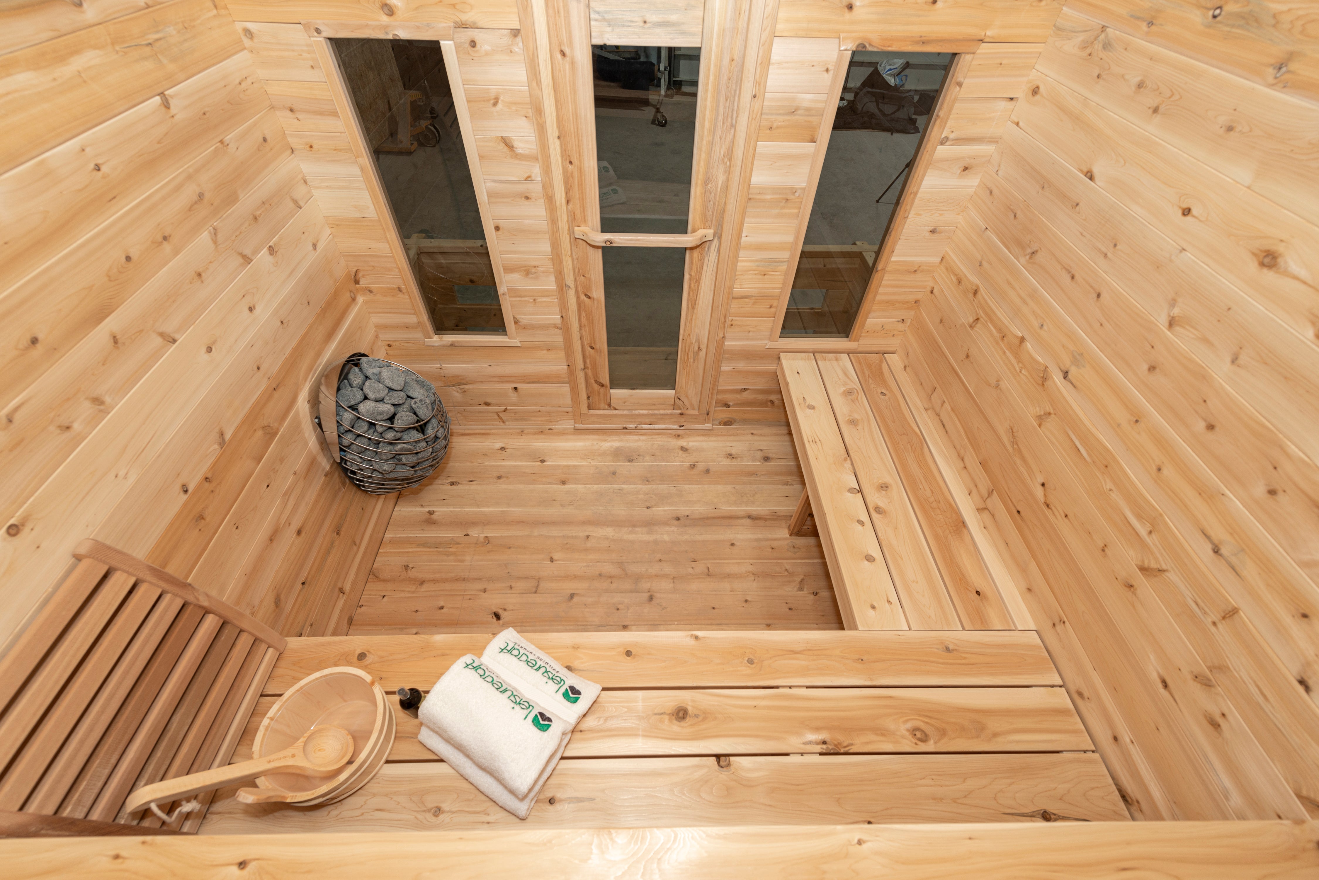 Dundalk LeisureCraft-CT Georgian Cabin Sauna with Porch CTC88PW